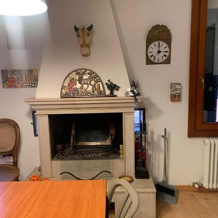 Vivi Venezia Apartment Bagian luar foto