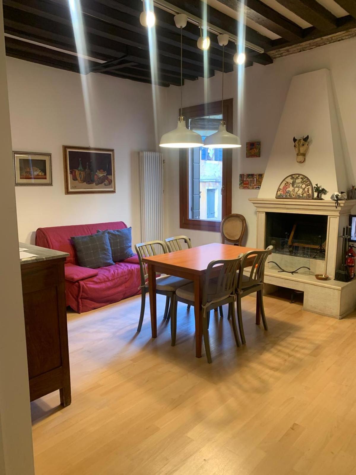 Vivi Venezia Apartment Bagian luar foto