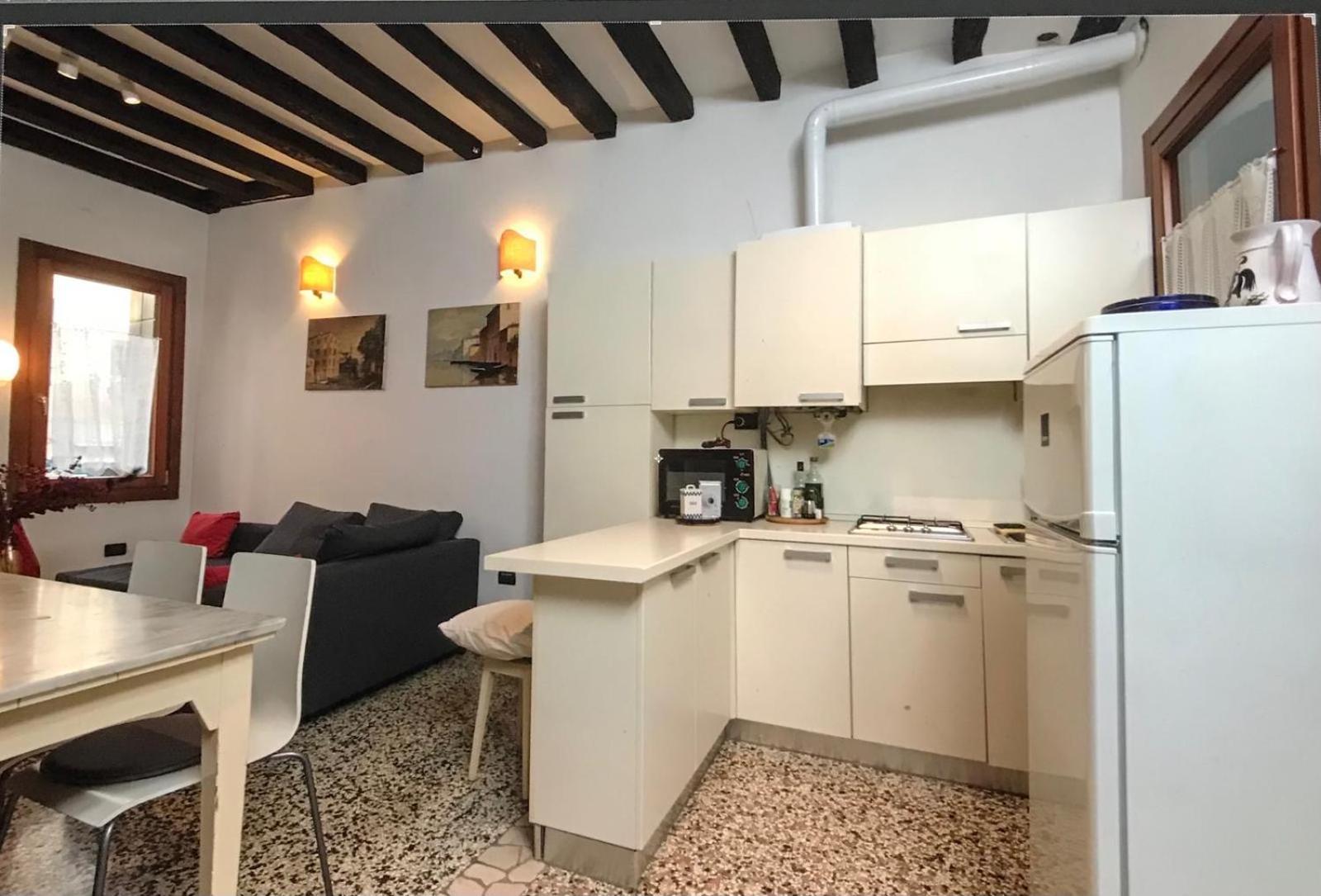 Vivi Venezia Apartment Bagian luar foto