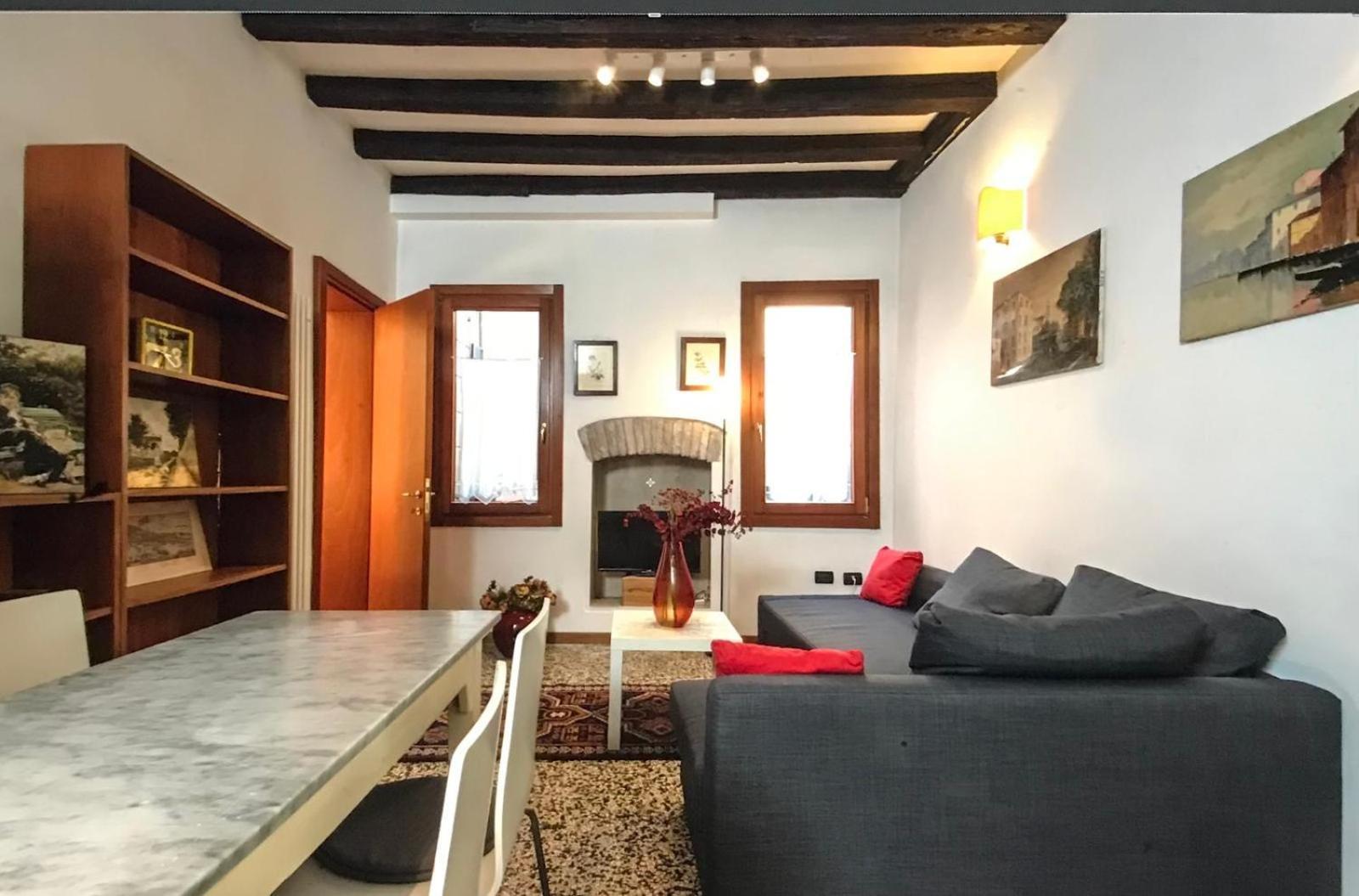 Vivi Venezia Apartment Bagian luar foto